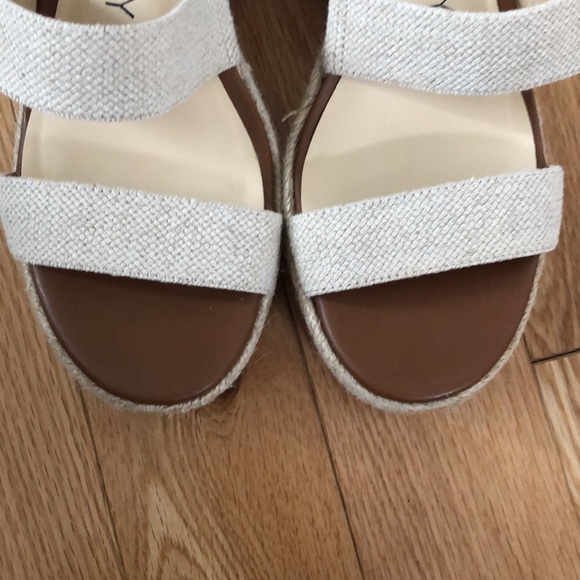 Sole Society Aven Wedge Sandal EUC! - Picture 8 of 11